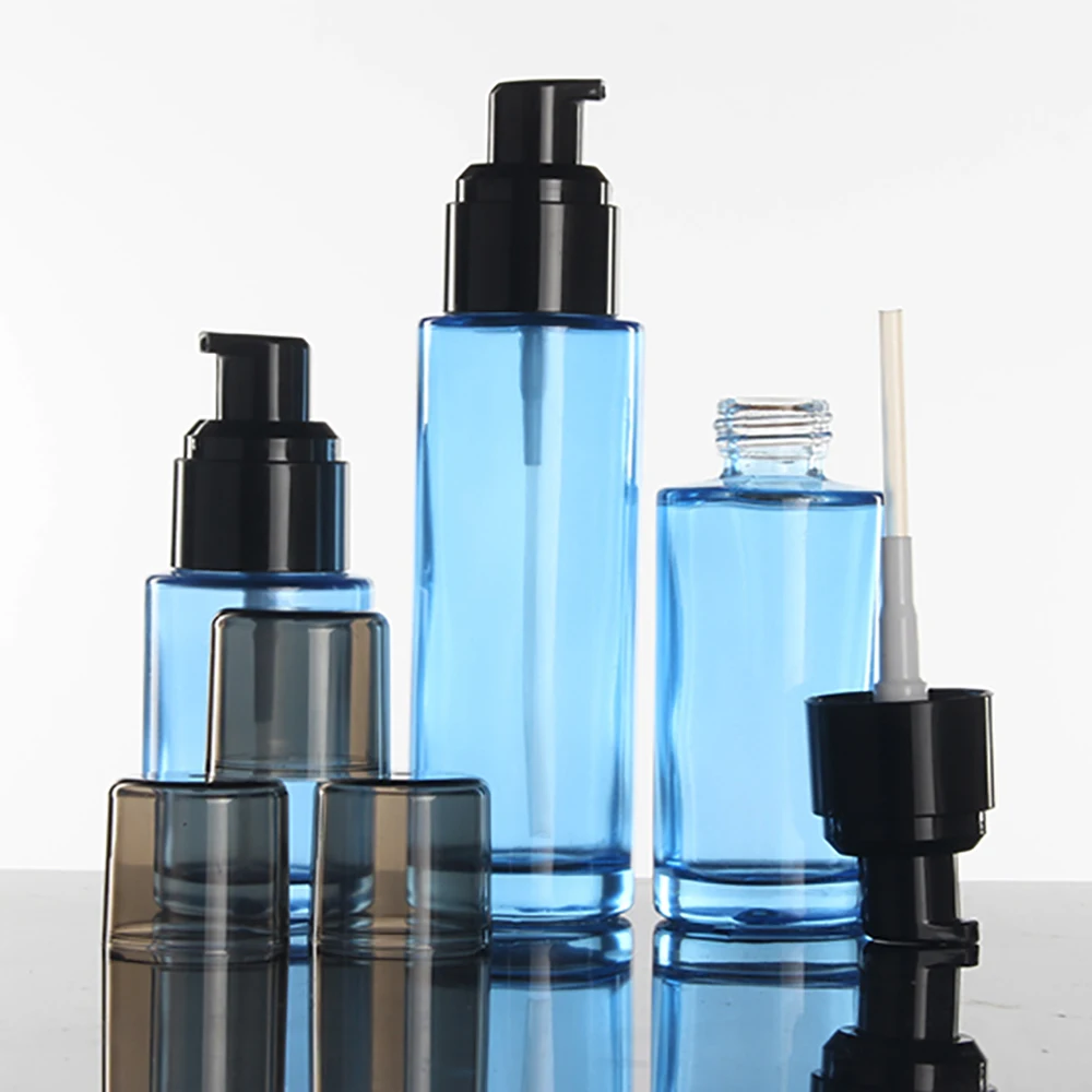 Blue glass lotion cosmetic bottle 40ml, high quality black plastic mist spray pump for glass perfume packaging
Blue glass lotion cosmetic bottle 40ml, high quality black plastic mist spray pump for glass perfume packaging