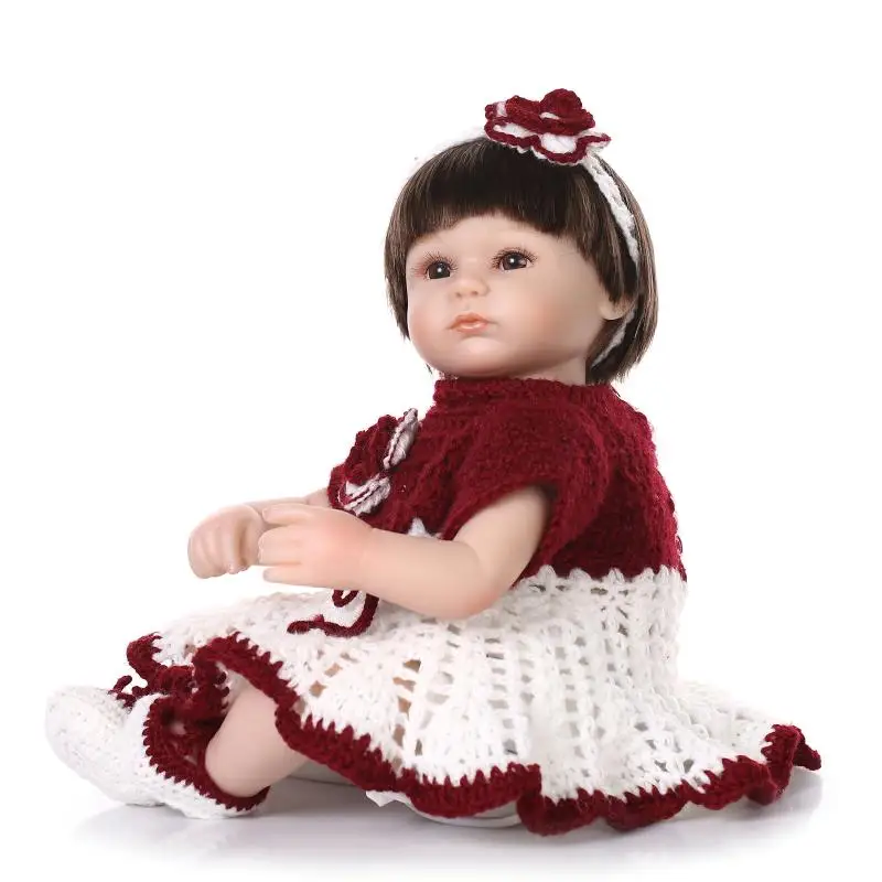 18Inch kids doll toys silicone reborn baby girl Cotton Body magnetic mouth classic toys for children brinquedo menina
18Inch kids doll toys silicone reborn baby girl Cotton Body magnetic mouth classic toys for children brinquedo menina