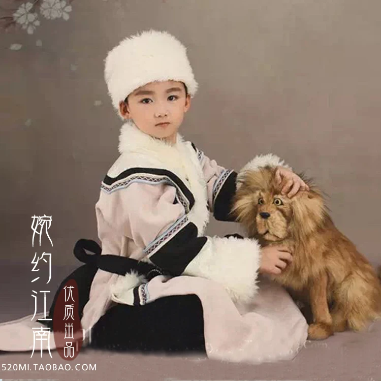 Prince Duoji Minority Group Tibetan Ethnic Costume for boys hanfu costume for photography or Children's Day or stage clothing
Prince Duoji Minority Group Tibetan Ethnic Costume for boys hanfu costume for photography or Children's Day or stage clothing