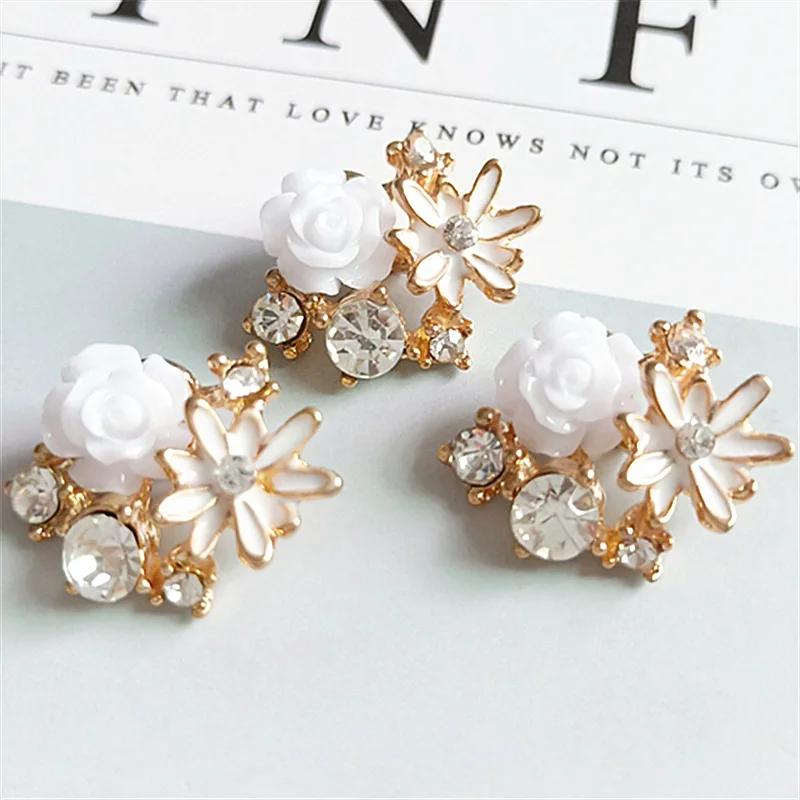 50pcs 17*23mm Gold Color Crystal Flower Charm Resin Flower Pendant for DIY Handmade Wedding Jewelry Making wholesale
50pcs 17*23mm Gold Color Crystal Flower Charm Resin Flower Pendant for DIY Handmade Wedding Jewelry Making wholesale