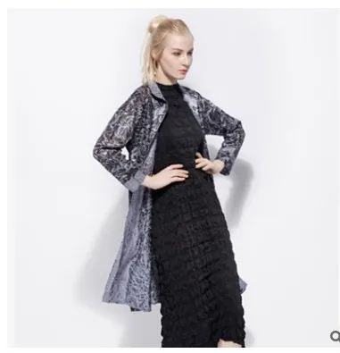 HOT SELLING Miyake Fashion fold trench coat loose long-sleeved TURN-DOWN COLLAR PRINT trench coat IN STOCK
HOT SELLING Miyake Fashion fold trench coat loose long-sleeved TURN-DOWN COLLAR PRINT trench coat IN STOCK