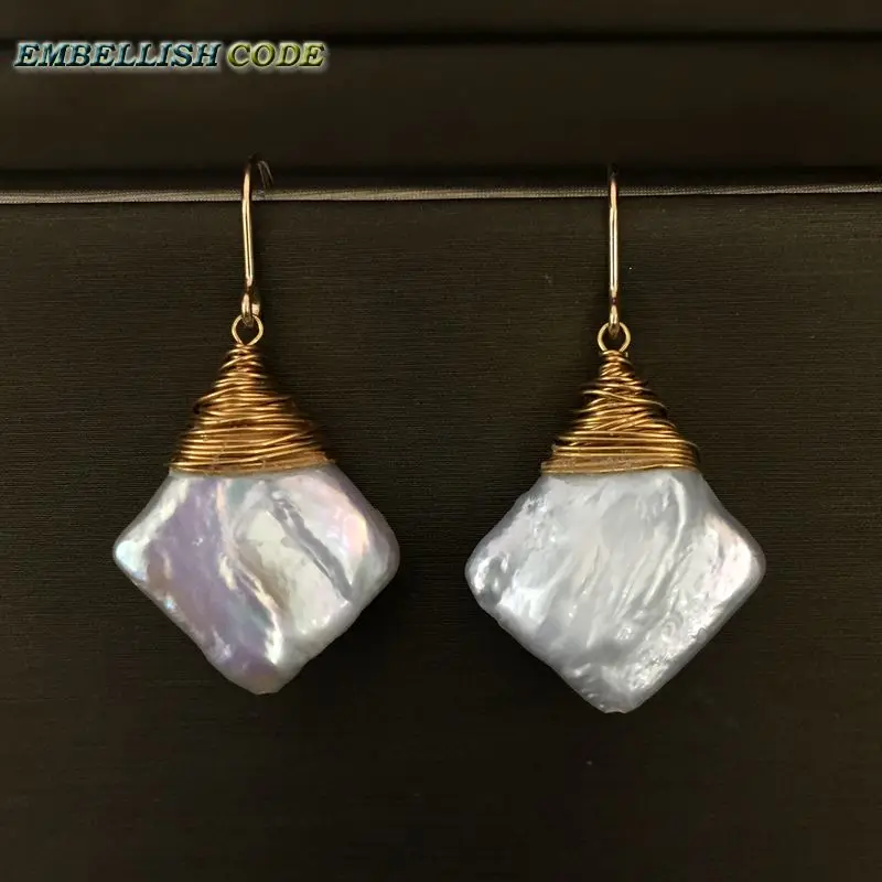 NEW 2018 Dazzling hand made pearls Gold plated hook dangle earring baroque pearl flat block square shape white gift for women
NEW 2018 Dazzling hand made pearls Gold plated hook dangle earring baroque pearl flat block square shape white gift for women