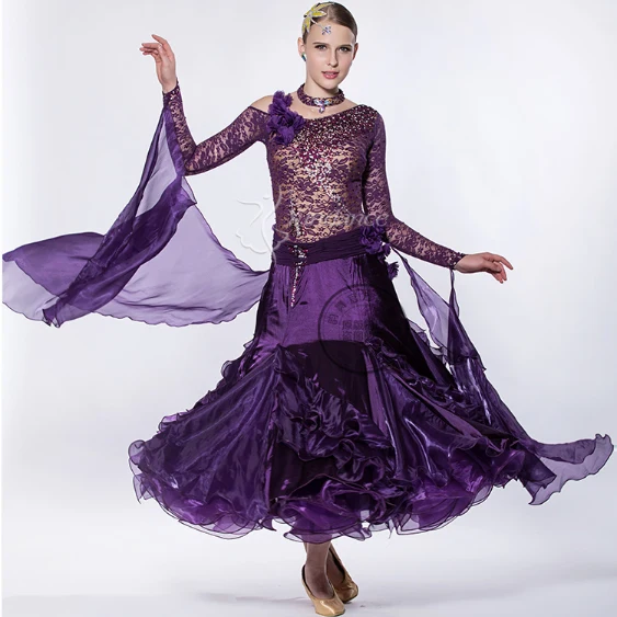 customize purple lace Fox trot cha cha ballroom Waltz tango salsa Quick step competition dance dress
customize purple lace Fox trot cha cha ballroom Waltz tango salsa Quick step competition dance dress