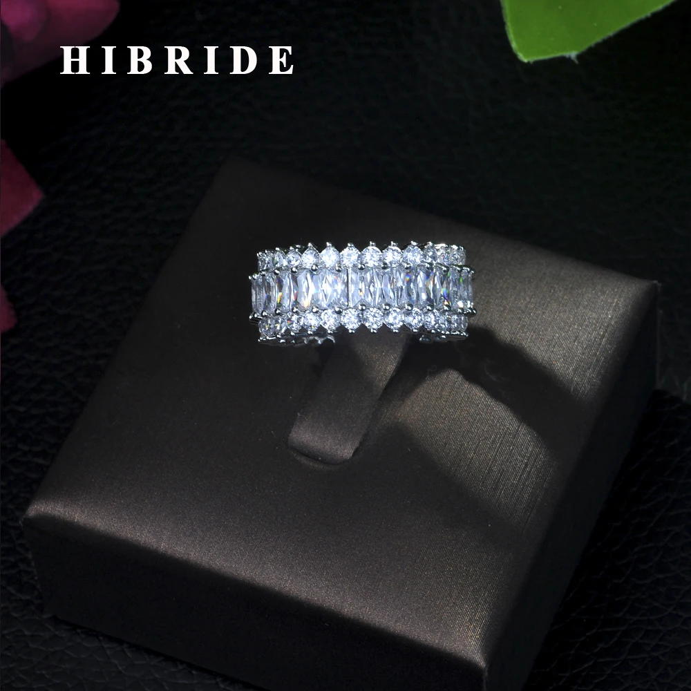 HIBRIDE Luxury Cubic Zirconia Pave Olive Leaf Engagement Wedding Ring Jewellery for Women Dress Accessories R-12
HIBRIDE Luxury Cubic Zirconia Pave Olive Leaf Engagement Wedding Ring Jewellery for Women Dress Accessories R-12