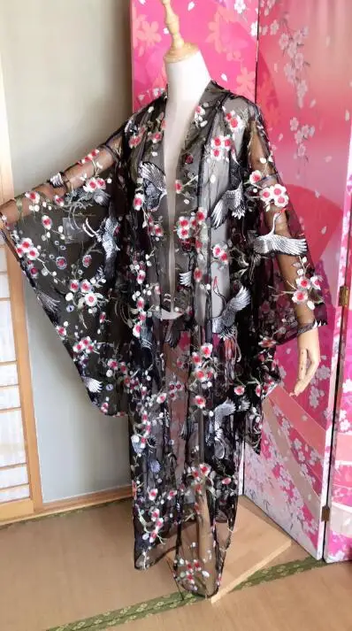 Japanese Custom Made Outer Garment Kimono BeautifulWoman Dress Lace Performance Embroidery Kimono Woman Shoot Clothing
Japanese Custom Made Outer Garment Kimono BeautifulWoman Dress Lace Performance Embroidery Kimono Woman Shoot Clothing