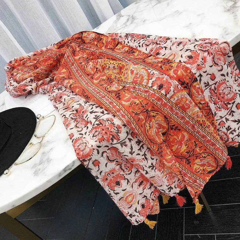 Spring Fashion Vintage Flower Print Tassel Scarf Floral Voile Shawls Wraps Hijab Muffler Wholesale Free Shipping
Spring Fashion Vintage Flower Print Tassel Scarf Floral Voile Shawls Wraps Hijab Muffler Wholesale Free Shipping