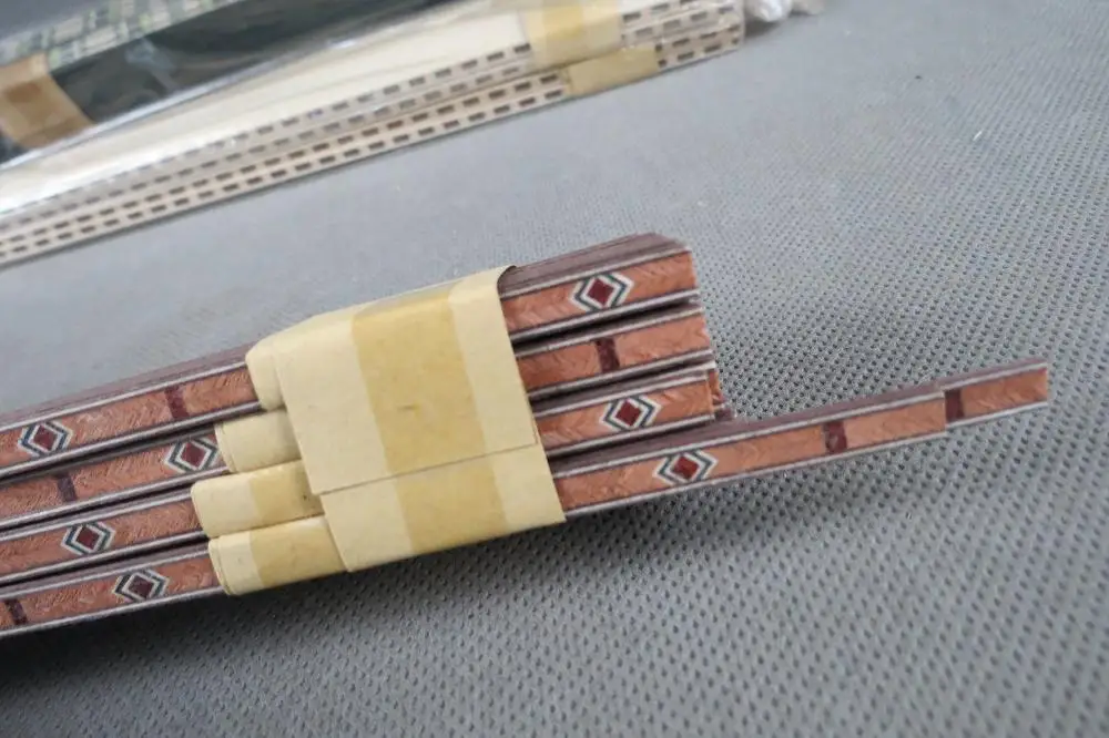 High quality 40STRIPS guitar LUTHIER FIGURED BINDING C-66,Measures 6mm x 1.0mm thick and 640mm long
High quality 40STRIPS guitar LUTHIER FIGURED BINDING C-66,Measures 6mm x 1.0mm thick and 640mm long