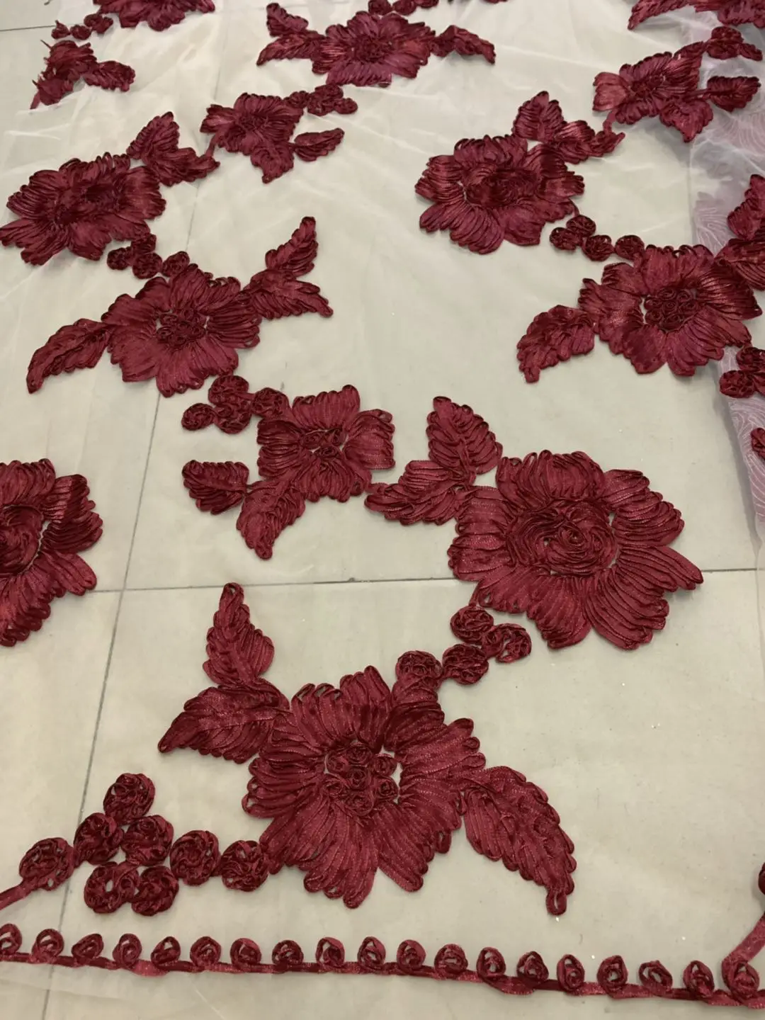 5yards/bag s001 dark wine red ribbon embroidery beige tulle mesh lace fabric for sawing bridal wedding dress/ ball gown
5yards/bag s001 dark wine red ribbon embroidery beige tulle mesh lace fabric for sawing bridal wedding dress/ ball gown