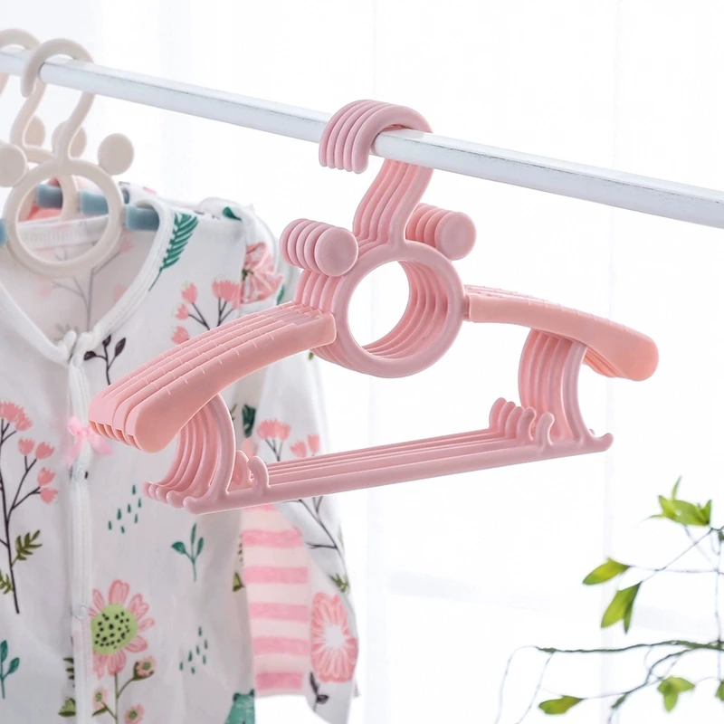 20 pcs/lot 31.5cm Plastic Children's Clothes Hangers Non-slip Clothing Rack for Kids Size-adjustable Baby Hanger Shop Display
20 pcs/lot 31.5cm Plastic Children's Clothes Hangers Non-slip Clothing Rack for Kids Size-adjustable Baby Hanger Shop Display