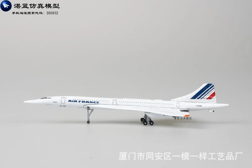 Size 1:400 Union type plane model Air France aircraft 16cm Alloy simulation airplane model for kids toys Christmas gift
Size 1:400 Union type plane model Air France aircraft 16cm Alloy simulation airplane model for kids toys Christmas gift