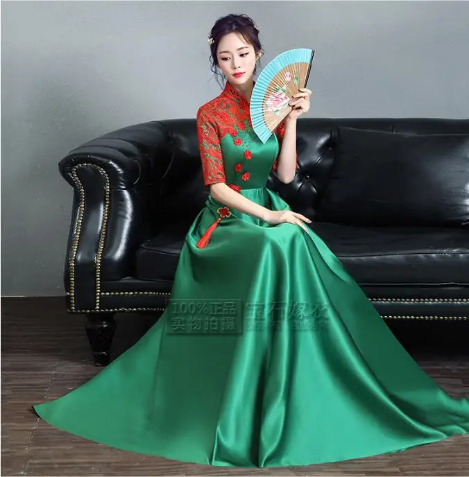 Chinese Oriental Dresses Green Cheongsam Lace Dress Vintage Women Long Stage Improvement Chipao
Chinese Oriental Dresses Green Cheongsam Lace Dress Vintage Women Long Stage Improvement Chipao