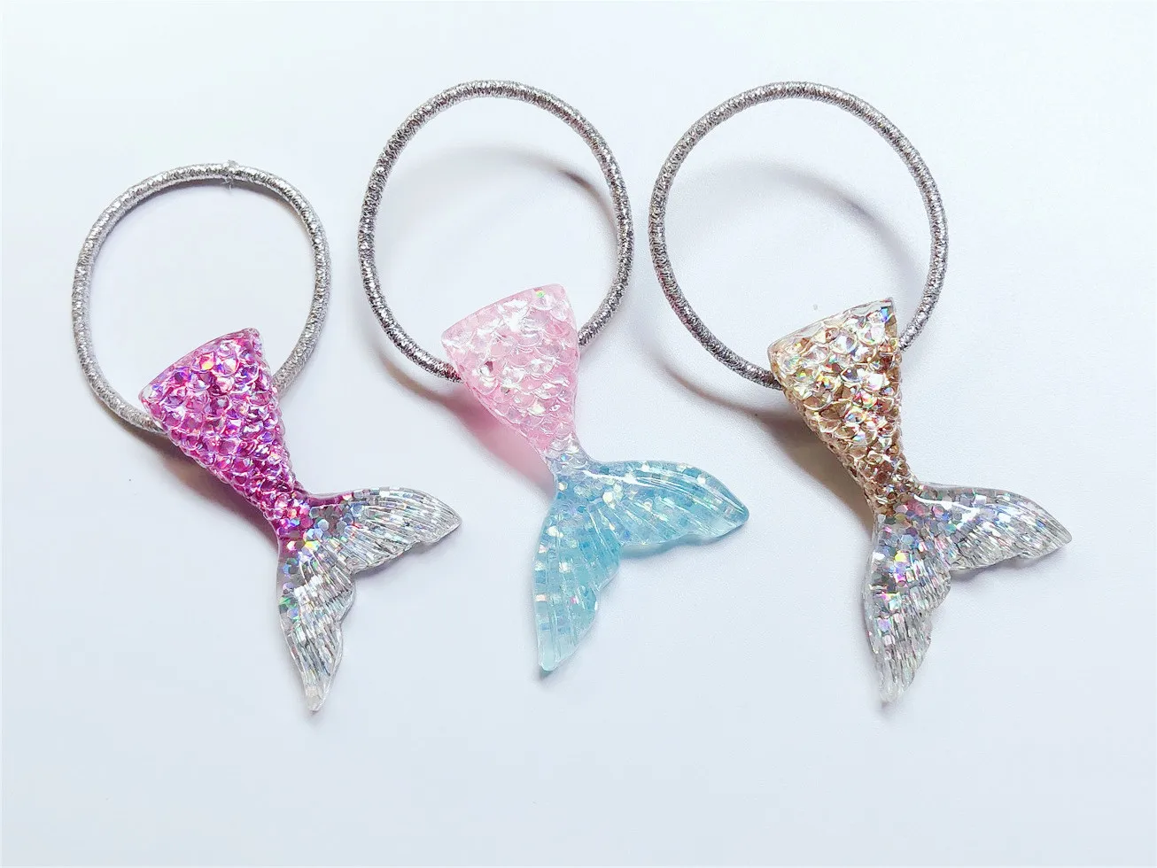 12Sets Fashion Cute Glitter Gradient Rainbow Mermaid Tail Hair Ties Elastic Hair Bands Princess Headwear Girls Hair Accessories
12Sets Fashion Cute Glitter Gradient Rainbow Mermaid Tail Hair Ties Elastic Hair Bands Princess Headwear Girls Hair Accessories