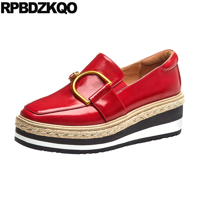 Cowhide Designer Shoes Women Luxury 2021 Square Toe Red Wedge Loafers Metal Patent Leather British Style Hemp Platform Creepers
Cowhide Designer Shoes Women Luxury 2021 Square Toe Red Wedge Loafers Metal Patent Leather British Style Hemp Platform Creepers