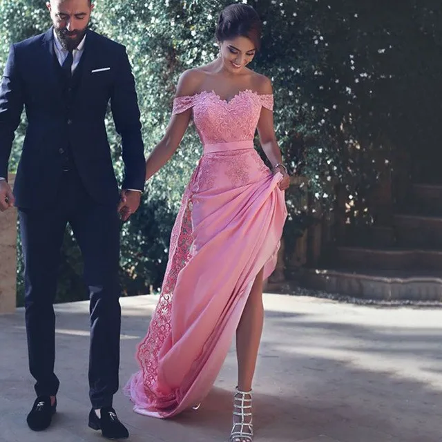 Arabic Pink Off The Shoulder Long Mermaid Prom Dresses 2021 Lace Applique Party Dress Custom Made Formal Evening Gowns
Arabic Pink Off The Shoulder Long Mermaid Prom Dresses 2021 Lace Applique Party Dress Custom Made Formal Evening Gowns