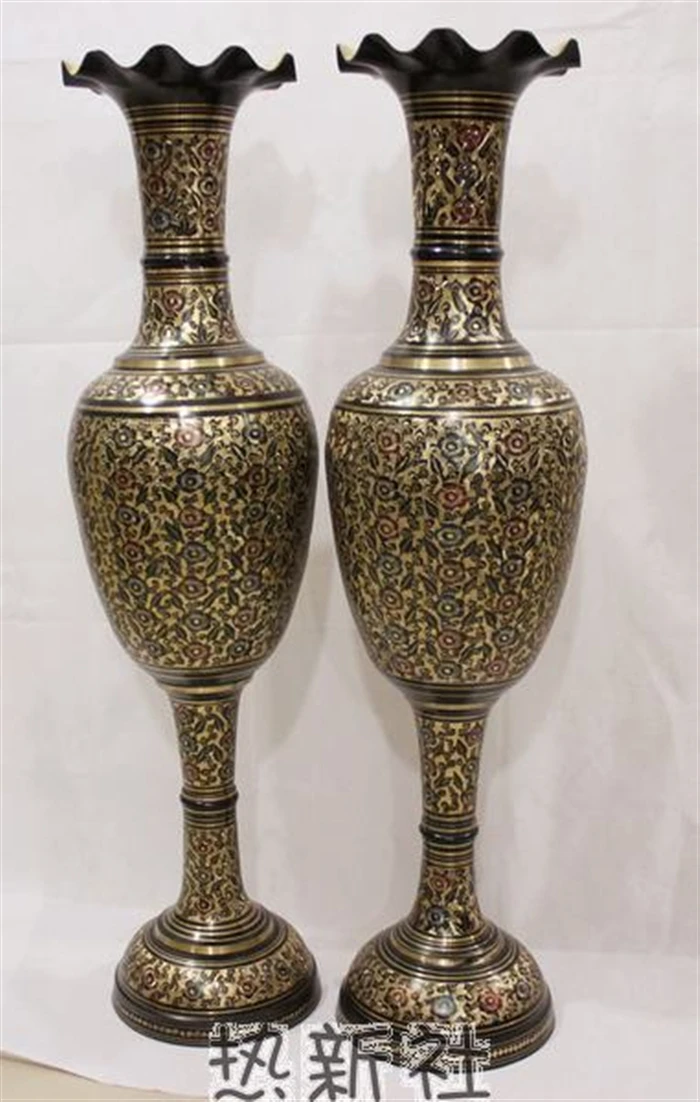 Pakistan Pakistan arts and crafts import bronze vase bronze 1m gold copper vase
Pakistan Pakistan arts and crafts import bronze vase bronze 1m gold copper vase