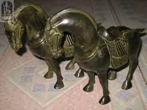 Marked Enamel Gilt ship 2PCS brass Dynastie Qianlong 1842 Horse Statue wholesale BRASS Arts outlets poppy flower
Marked Enamel Gilt ship 2PCS brass Dynastie Qianlong 1842 Horse Statue wholesale BRASS Arts outlets poppy flower