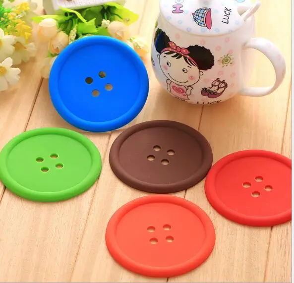 800 pcs Sweet Cup Insulating Pad Coaster Fashion Colourful Button Design Cartoon Cup Mat
800 pcs Sweet Cup Insulating Pad Coaster Fashion Colourful Button Design Cartoon Cup Mat