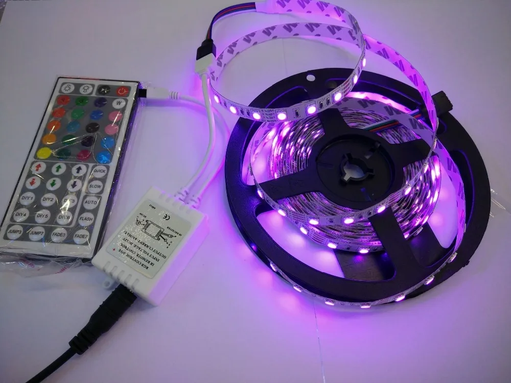 СВЕТОДИОДНАЯ лента SMD 300, 5 в постоянного тока, 60 л/м, 5050 светодиосветодиодный, 5 м, гибкая светодиодная лента, меняющая цвет RGB, 16 цветов + пульт дистанционного управления на 44 кнопки
СВЕТОДИОДНАЯ лента SMD 300, 5 в постоянного тока, 60 л/м, 5050 светодиосветодиодный, 5 м, гибкая светодиодная лента, меняющая цвет RGB, 16 цветов + пульт дистанционного управления на 44 кнопки