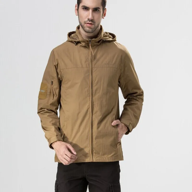 Outdoor brand men Solid Color Hooded Softshell coat Sports Parkas male Waterproof Windproof Camping hiking thin Jacket Plus Size
Outdoor brand men Solid Color Hooded Softshell coat Sports Parkas male Waterproof Windproof Camping hiking thin Jacket Plus Size