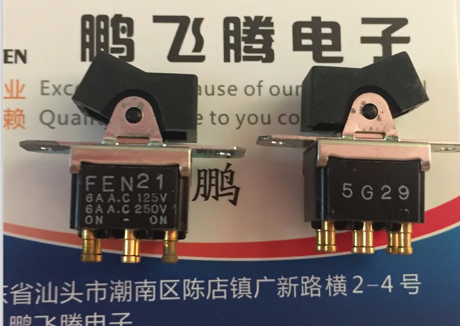 Оригинальный новый 100% FEN21 6-контактный двухступенчатый переключатель с качающейся головкой и дежурным выключателем с фиксированным отверстием Φ 6A AC125V 6A AC250V 
Оригинальный новый 100% FEN21 6-контактный двухступенчатый переключатель с качающейся головкой и дежурным выключателем с фиксированным отверстием Φ 6A AC125V 6A AC250V