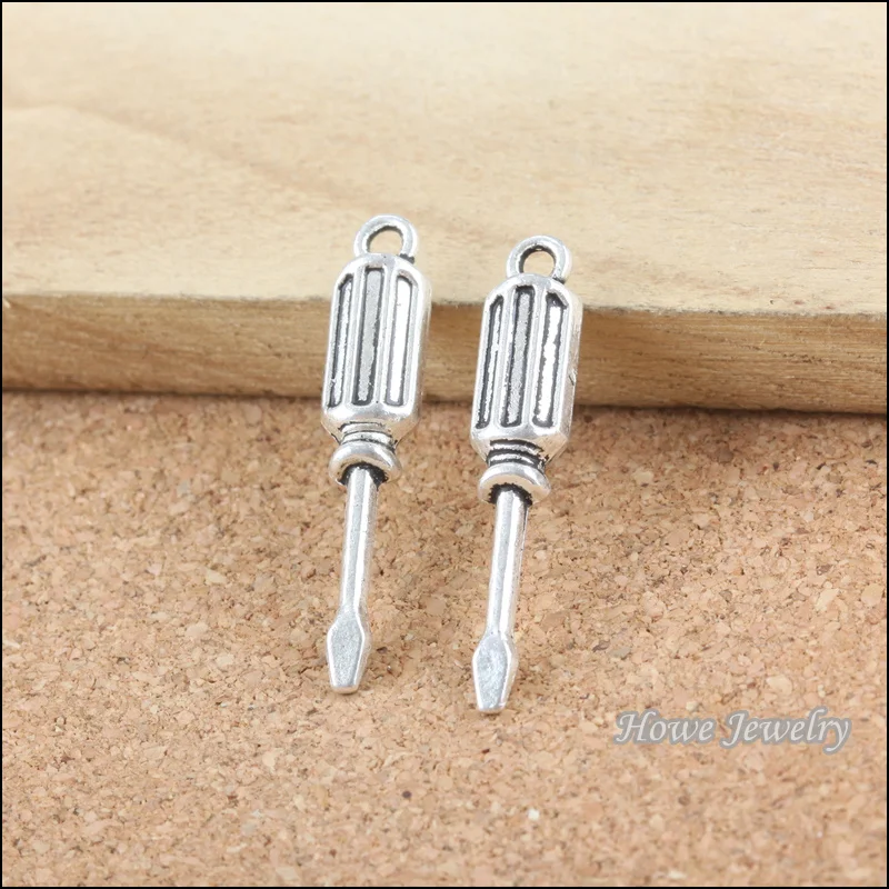 75PCS silver tone plated Screwdriver fit for necklaces & pendants DIY jewelry findings Accessories B013
75PCS silver tone plated Screwdriver fit for necklaces & pendants DIY jewelry findings Accessories B013