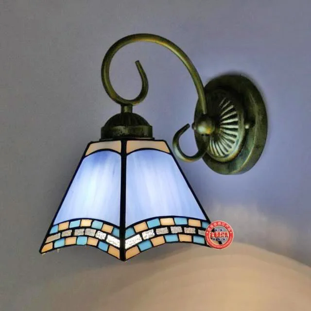 Mediterranean pastoral painted glass wall lamp living room bedside lamp European creative LED wall lamp
Mediterranean pastoral painted glass wall lamp living room bedside lamp European creative LED wall lamp