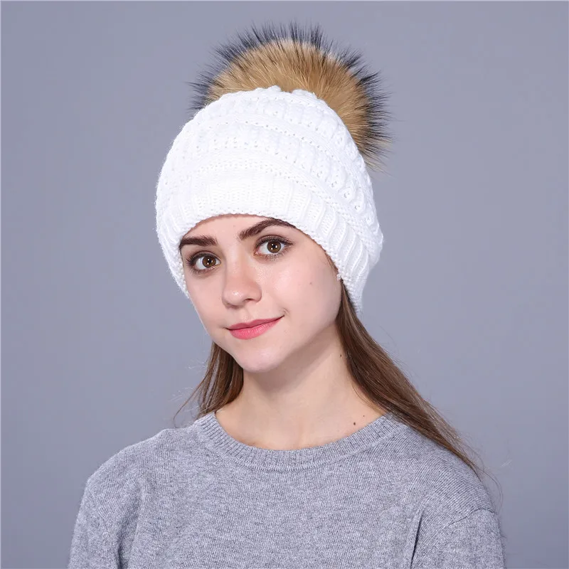 Xthree real fox fur pom poms ball Keep warm winter hat for women girl 's wool hat knitted beanies cap thick female cap
Xthree real fox fur pom poms ball Keep warm winter hat for women girl 's wool hat knitted beanies cap thick female cap