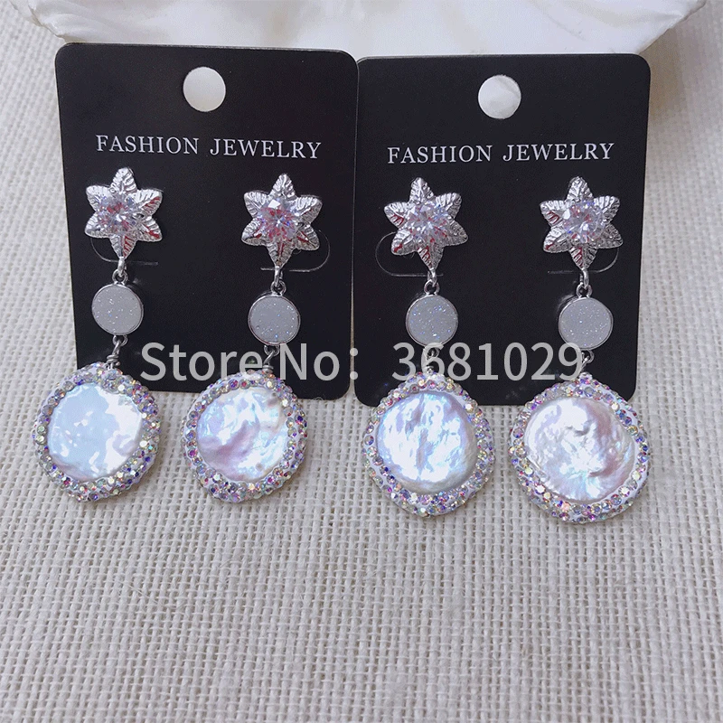 Exquisite, high-end, simple and elegant personality, matching earrings, star pearl earrings
Exquisite, high-end, simple and elegant personality, matching earrings, star pearl earrings