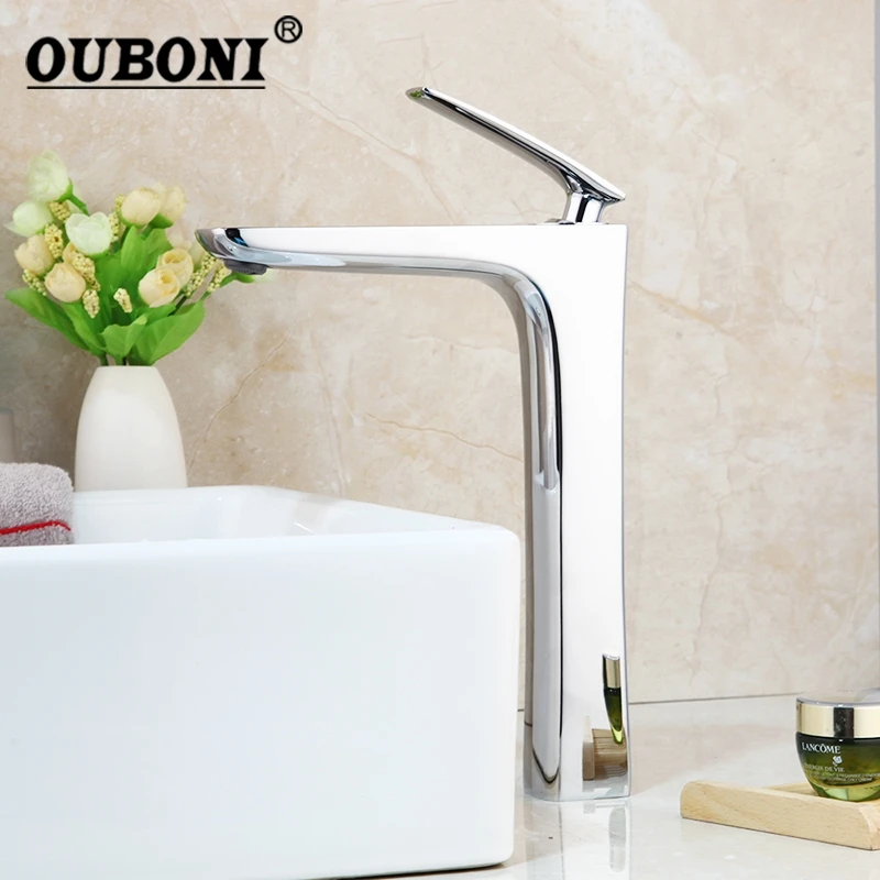 OUBONI Solid Brass Chrome Polish Basin Faucet 1 Handle Basin Mixer Tap Hot Cold Bathroom Faucets Sink Stream Spray Faucet
OUBONI Solid Brass Chrome Polish Basin Faucet 1 Handle Basin Mixer Tap Hot Cold Bathroom Faucets Sink Stream Spray Faucet