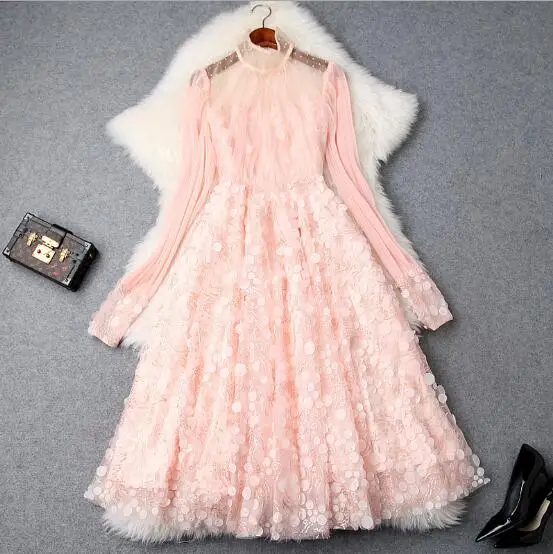 2019 spring and summer women's new stand collar lantern sleeves sequins high waist large dress dress skirt mesh dressT3445
2019 spring and summer women's new stand collar lantern sleeves sequins high waist large dress dress skirt mesh dressT3445