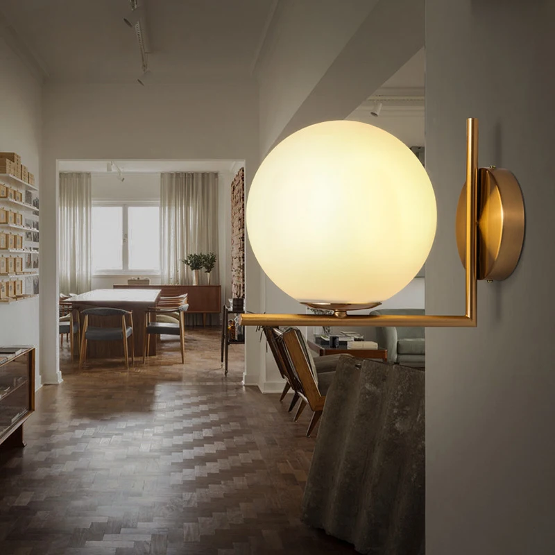 Modern Nordic Hotel Bedroom Glass Ball LED Gold Sconce Wall Lamp Lingting For Home Bedside Mirror Headlight LED Round Wall Lamp
Modern Nordic Hotel Bedroom Glass Ball LED Gold Sconce Wall Lamp Lingting For Home Bedside Mirror Headlight LED Round Wall Lamp