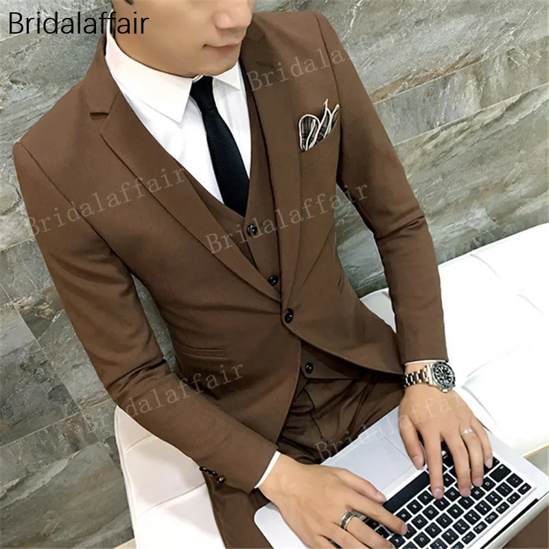 KUSON Mens Brown Suits Elegant Prom Wedding Tuxedo Suit For Men 3Pcs Blazer Suit Jacket Pants Vest Set Costume Homme Slim Fit)
KUSON Mens Brown Suits Elegant Prom Wedding Tuxedo Suit For Men 3Pcs Blazer Suit Jacket Pants Vest Set Costume Homme Slim Fit)