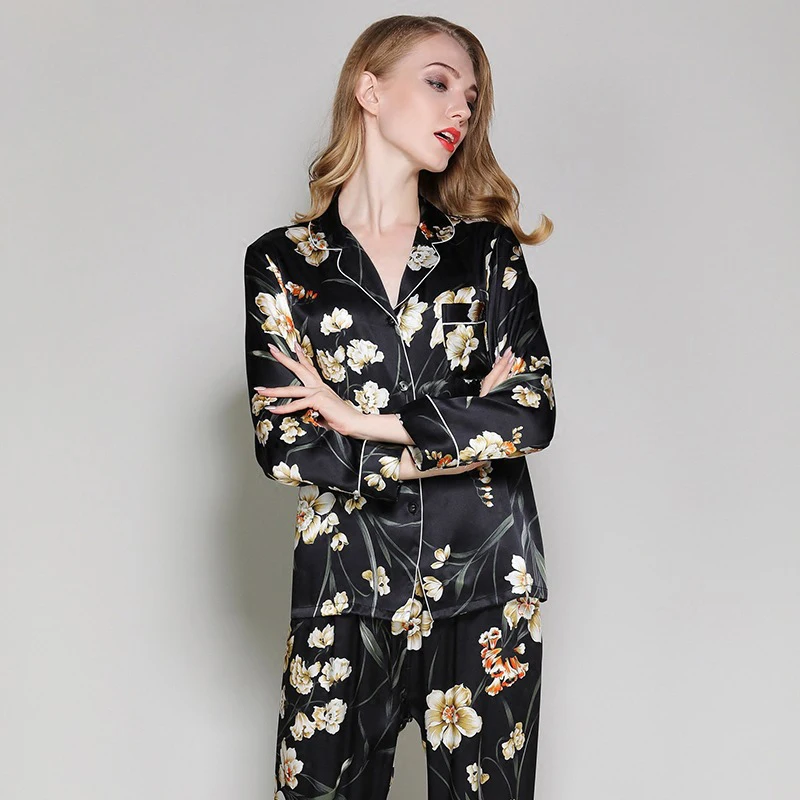 100% genuine silk Fashion flowers pajama sets womens sleepwear sexy black noble autumn pyjamas women skimpy pijamas mulheres
100% genuine silk Fashion flowers pajama sets womens sleepwear sexy black noble autumn pyjamas women skimpy pijamas mulheres