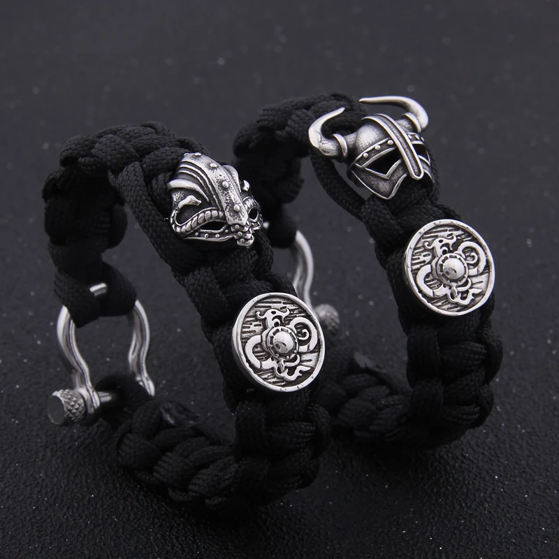 Outdoor Survival Men Bracelet Vikings Helmet and Shield Umbrella Rope Bracelets Pulseira Luxury Handmade Rope Viking Bracelet
Outdoor Survival Men Bracelet Vikings Helmet and Shield Umbrella Rope Bracelets Pulseira Luxury Handmade Rope Viking Bracelet