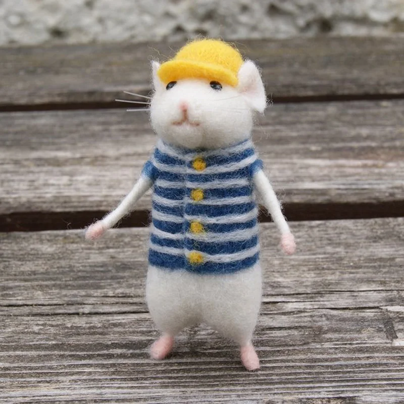 Non-Finished Felt Kit Women Lovely Mice Mouse Handmade Animal Toy Doll Wool Needle Felt Poked Kitting DIY Wool Kits Package
Non-Finished Felt Kit Women Lovely Mice Mouse Handmade Animal Toy Doll Wool Needle Felt Poked Kitting DIY Wool Kits Package