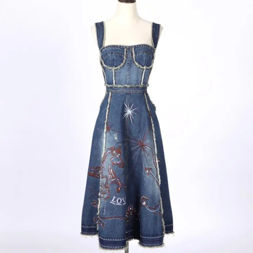 Summer Spring Long Denim Dress Women Sleeveless Strap high waist Jeans Dress Vintage Embroidered Floral a-line dress
Summer Spring Long Denim Dress Women Sleeveless Strap high waist Jeans Dress Vintage Embroidered Floral a-line dress