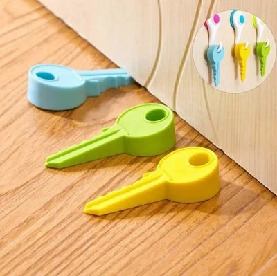 1Pc Cartoon Silicone key Door Plug Windbreak Anti Folder Hand Door Resistance Door File key Safety Door Stop Wedge
1Pc Cartoon Silicone key Door Plug Windbreak Anti Folder Hand Door Resistance Door File key Safety Door Stop Wedge