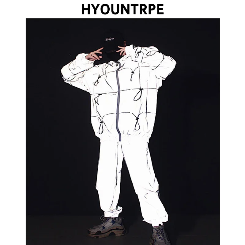 2 Pieces Sets Men's Fashion Reflective Full Zipper Jackets And Elastic Waist Loose Fit Reflect Pants Hip Hop New Streetwear Set
2 Pieces Sets Men's Fashion Reflective Full Zipper Jackets And Elastic Waist Loose Fit Reflect Pants Hip Hop New Streetwear Set
