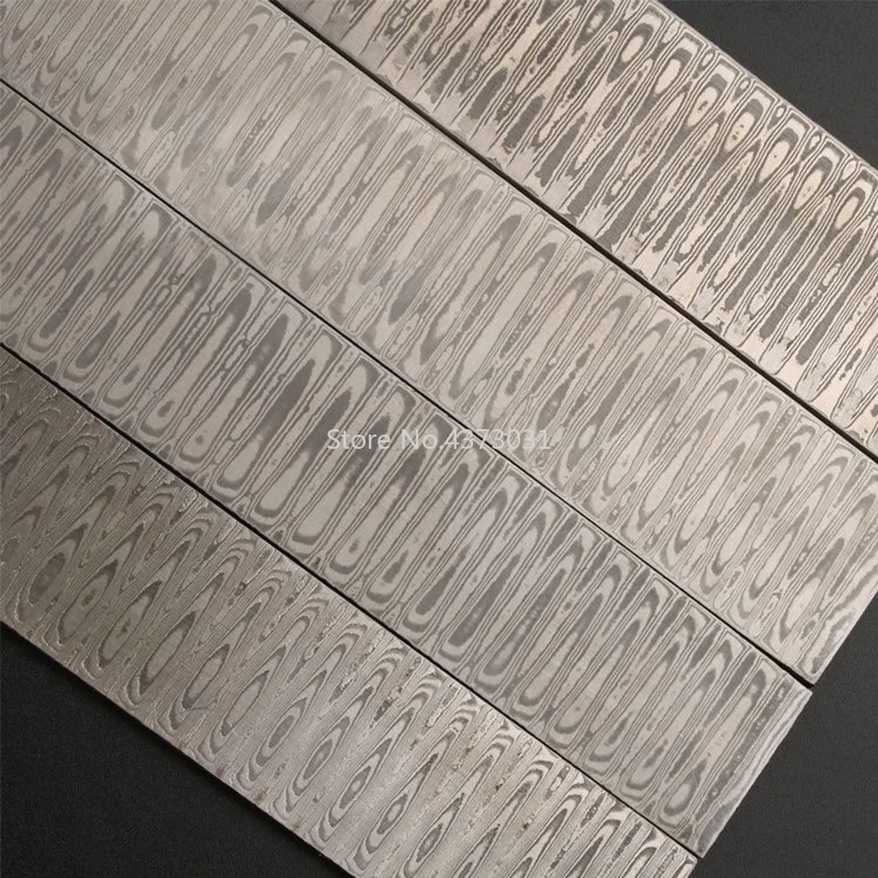 1pc Water ripple DIY knife Materia Damascus steel Rose Sandwich Pattern steel Knife blade blank Heat Treatment
1pc Water ripple DIY knife Materia Damascus steel Rose Sandwich Pattern steel Knife blade blank Heat Treatment