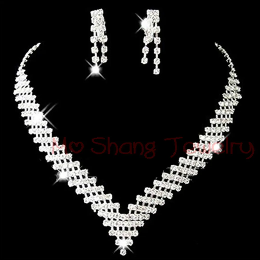 2020 Newest White Crystal Rhinestones Silver Plated Fashion V Collar Necklace&Earrings Jewelry Set Formal Party Prom Jewelry
2020 Newest White Crystal Rhinestones Silver Plated Fashion V Collar Necklace&Earrings Jewelry Set Formal Party Prom Jewelry