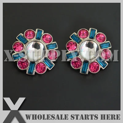 RB1063CM / Bulk Large Selina Acrylic Rhinestone Button Flower Centers for Baby Hair Bows,Headband Decorations
RB1063CM / Bulk Large Selina Acrylic Rhinestone Button Flower Centers for Baby Hair Bows,Headband Decorations