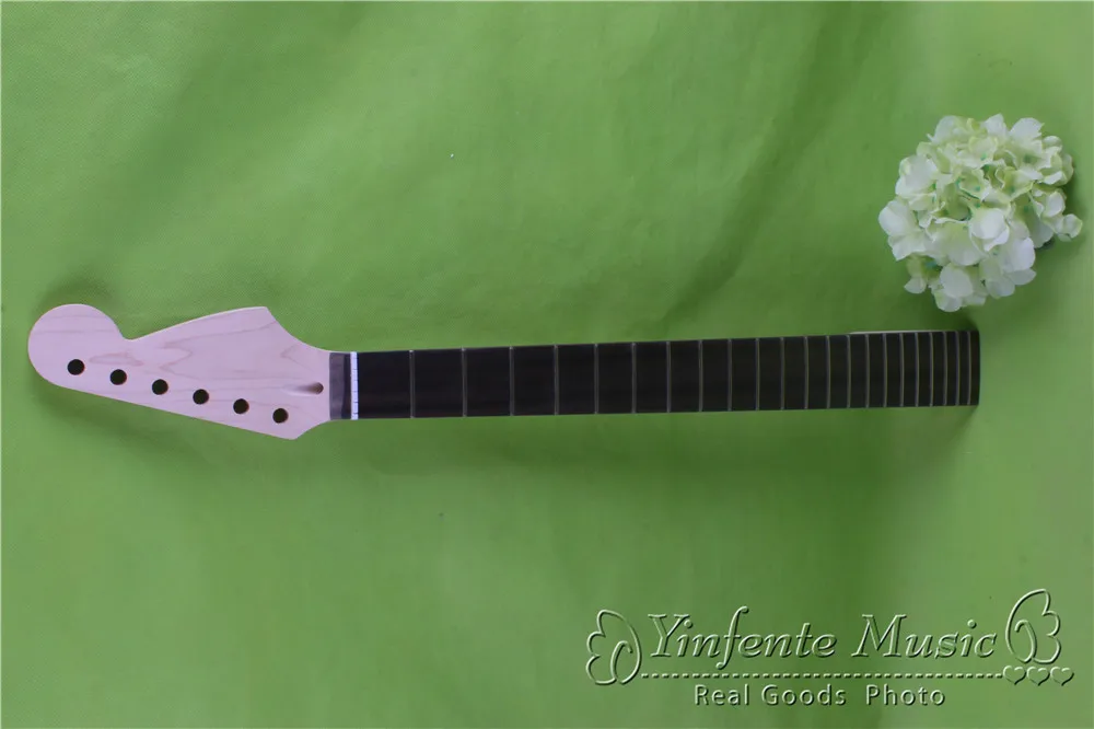 one Solid wood unfinished electric Guitar neck 22 fret ROSEWOOD FINGERBOARD
one Solid wood unfinished electric Guitar neck 22 fret ROSEWOOD FINGERBOARD