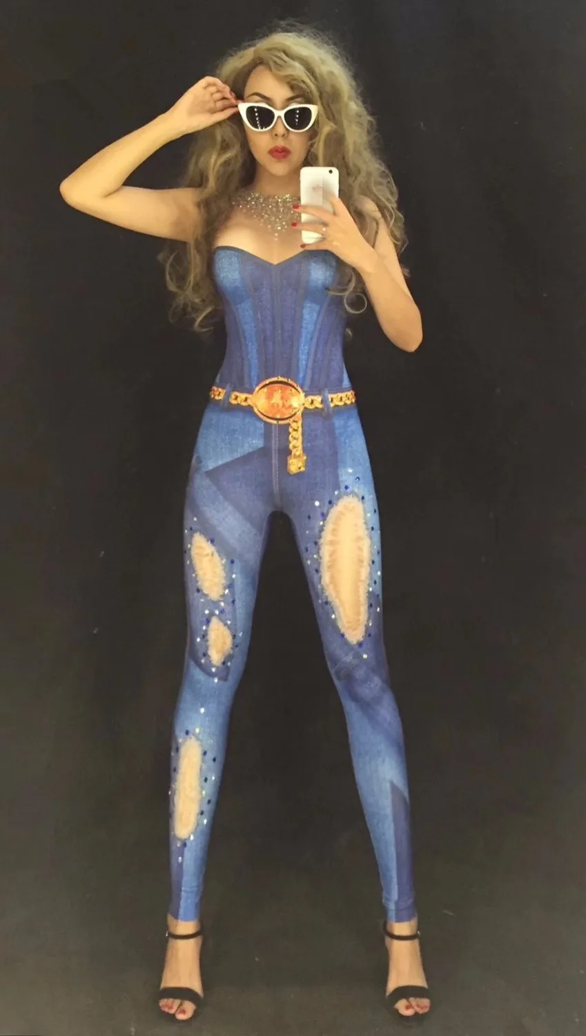 Nightclub Female Singer Jazz DJ Performance Rompers Blue Hole Jeans Leotard Elastic Crystal Jumpsuit Dancer Bar Stage Costumes
Nightclub Female Singer Jazz DJ Performance Rompers Blue Hole Jeans Leotard Elastic Crystal Jumpsuit Dancer Bar Stage Costumes
