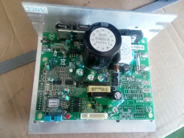 Free Shipping Motor Controller treadmill Sdk478 motherboard control circuit board computer under control board
Free Shipping Motor Controller treadmill Sdk478 motherboard control circuit board computer under control board