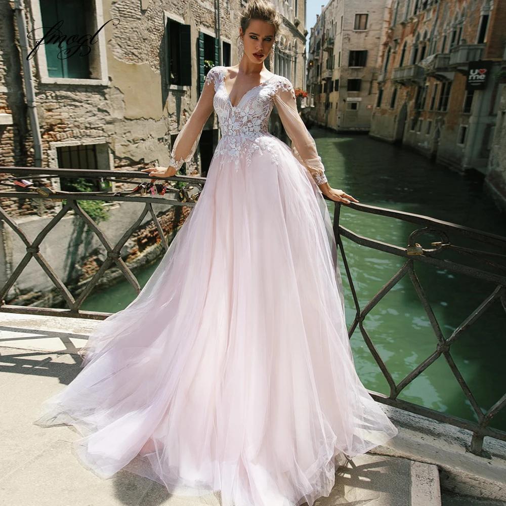 Fmogl Sexy Backless Long Sleeve Beach Wedding Dresses Luxury V Neck Appliques Lace Court Train Vintage Bridal Gowns
Fmogl Sexy Backless Long Sleeve Beach Wedding Dresses Luxury V Neck Appliques Lace Court Train Vintage Bridal Gowns