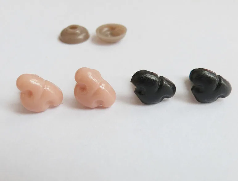40pcs---15x10mm plastic safety toy nose with soft washer for diy doll accessories--color ooption
40pcs---15x10mm plastic safety toy nose with soft washer for diy doll accessories--color ooption