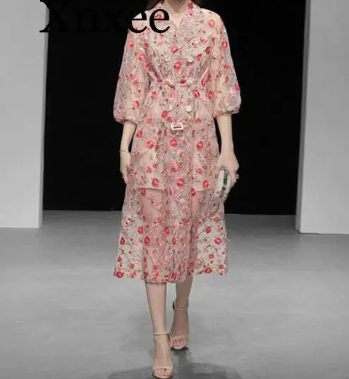 Xnxee 2019 Gauze Flower Embroidery Trench Coat Women Double-breasted Notched Lantern Sleeve Belt Mesh Long Coat Outerwear
Xnxee 2019 Gauze Flower Embroidery Trench Coat Women Double-breasted Notched Lantern Sleeve Belt Mesh Long Coat Outerwear