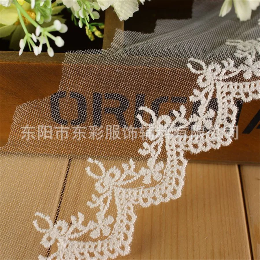 15yard* 6cm Embroidery Lace Ribbon Mesh Lace Fabric for Wedding Decor DIY Sewing Handmade Crafts Fashion Skirt Accessories
15yard* 6cm Embroidery Lace Ribbon Mesh Lace Fabric for Wedding Decor DIY Sewing Handmade Crafts Fashion Skirt Accessories