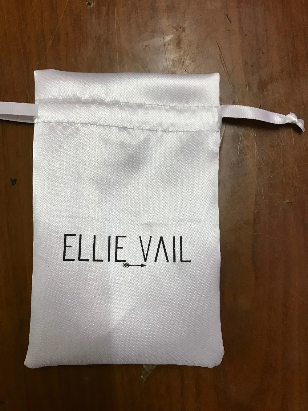 500pcs custom size 6*8cm satin drawstring bags custom gift pouch with 1 color printing jewelry bag free shipping by ePacket
500pcs custom size 6*8cm satin drawstring bags custom gift pouch with 1 color printing jewelry bag free shipping by ePacket