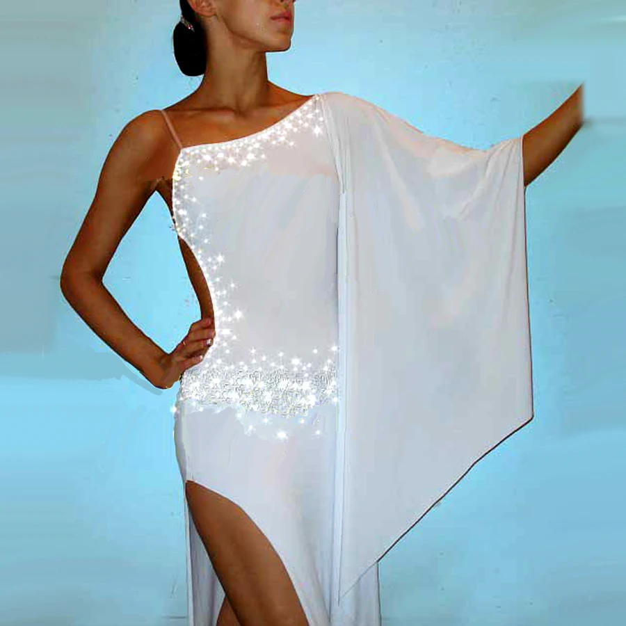 2020 New Lady Latin Dance Dress Women Dance Wear Regata Feminina Roupa De Ginastica Vestido De Baile Latino Costume DQ1001
2020 New Lady Latin Dance Dress Women Dance Wear Regata Feminina Roupa De Ginastica Vestido De Baile Latino Costume DQ1001